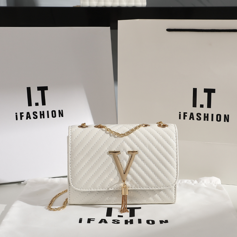 Embroidery Women Crossbody Bag - огляд і ціна Luxury Bags Lv
