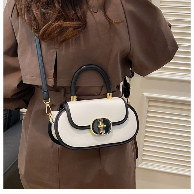 Women's Elegant Small Square C - огляд і ціна Luxury Bags Office