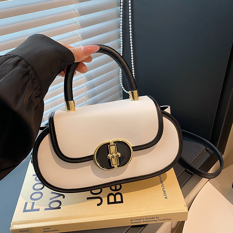Women's Elegant Small Square C - огляд і ціна Luxury Bags Office
