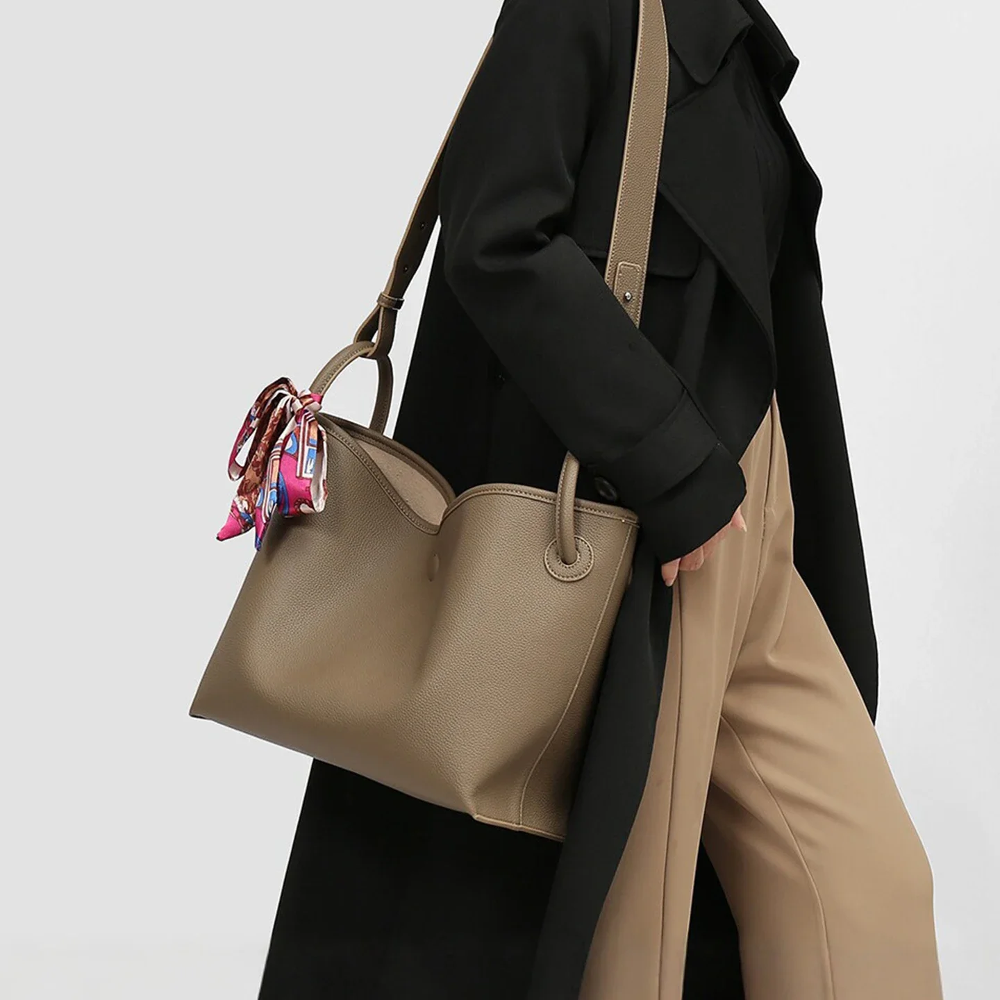 Light Luxury High end Women To - огляд і ціна Luxury Bags In